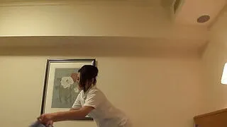 Japon otel masajı, çıplak yemek yeme, kıllı vajina